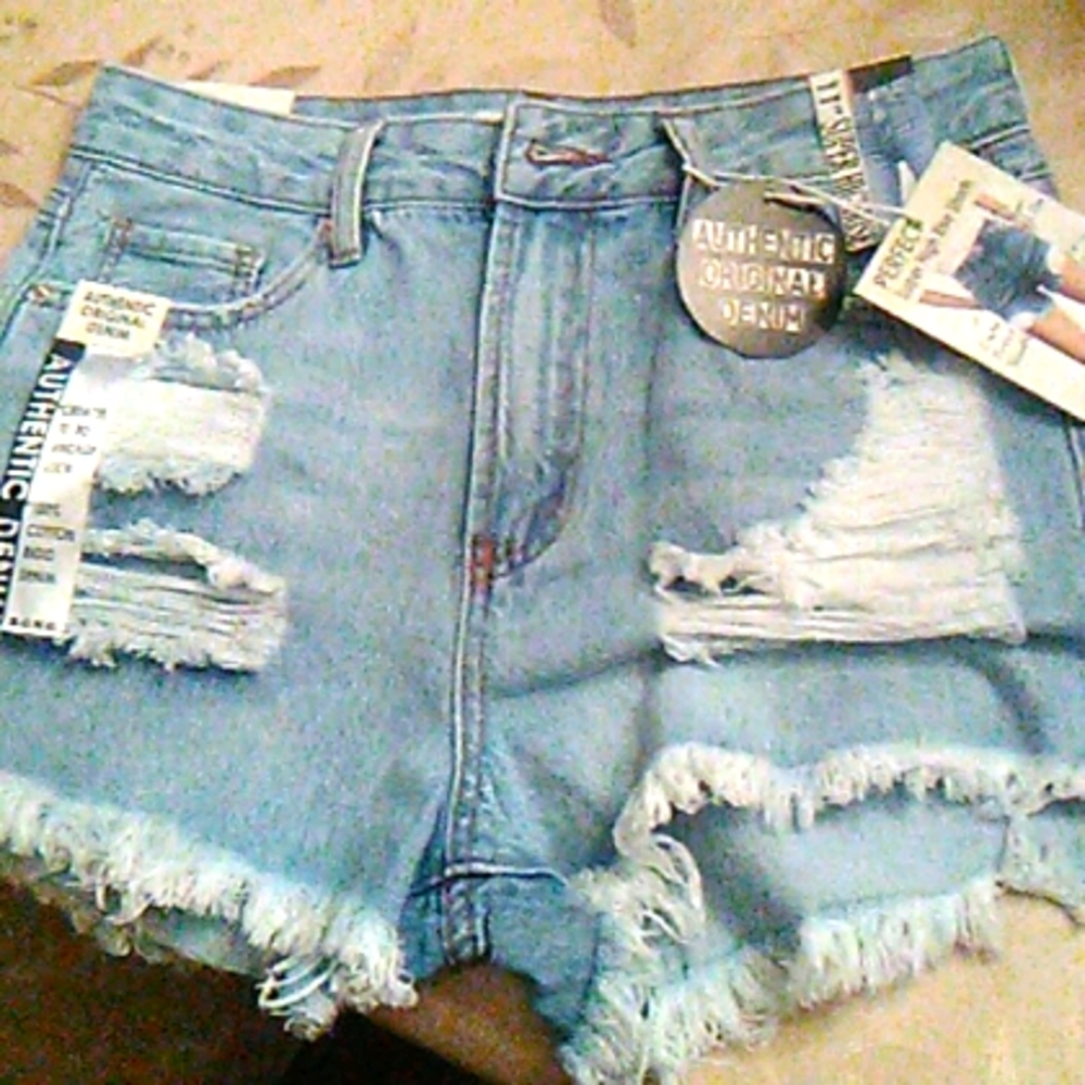 Perfect super high rise shorts